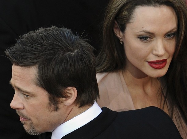 Брад Пит и Анджелина Джоли дават 1 млн. долара за пострадалите в Хаити
