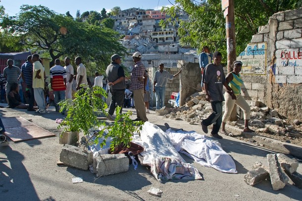 Показаха силата на труса в Хаити (видео)