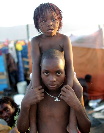 Половин милион лева в касичката за Хаити след концерта