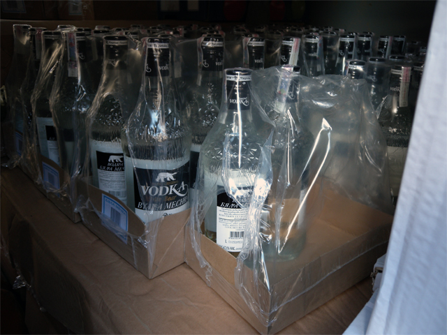 Антимафиоти иззеха около 2.5 тона алкохол с нередовни бандероли в Сандански