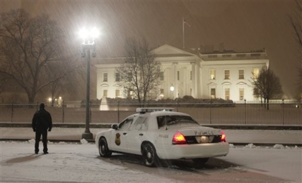 Снежни бури блокираха Вашингтон