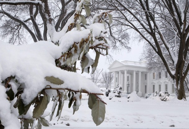 Втора снежна буря блокира САЩ