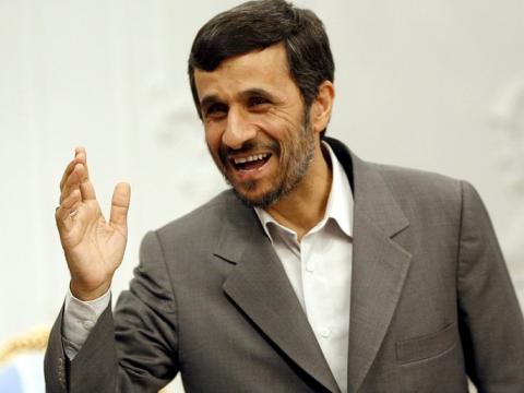 Ахмадинеджад предупреди за нападение от Израел 
