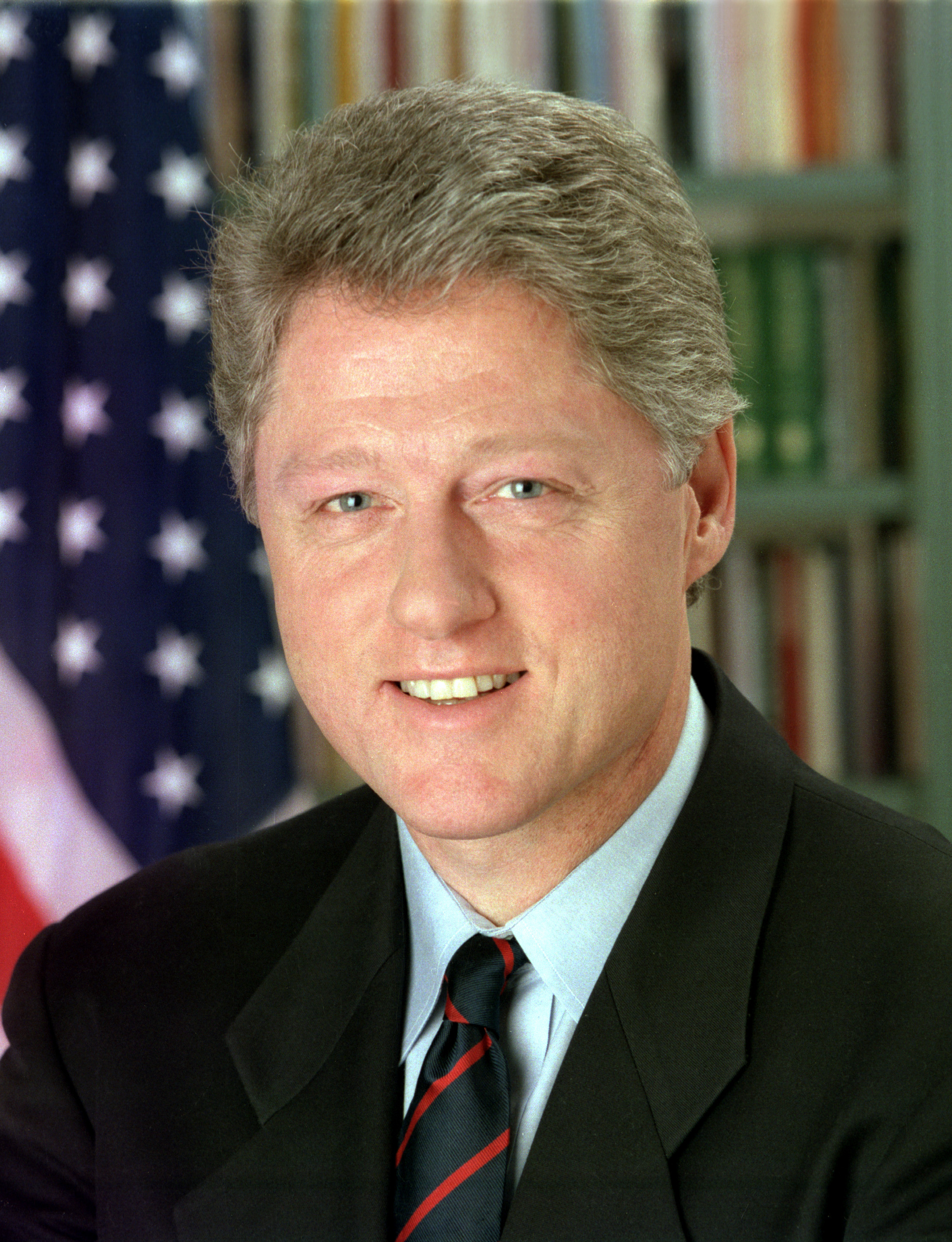 Изписаха Бил Клинтън след успешна сърдечна операция