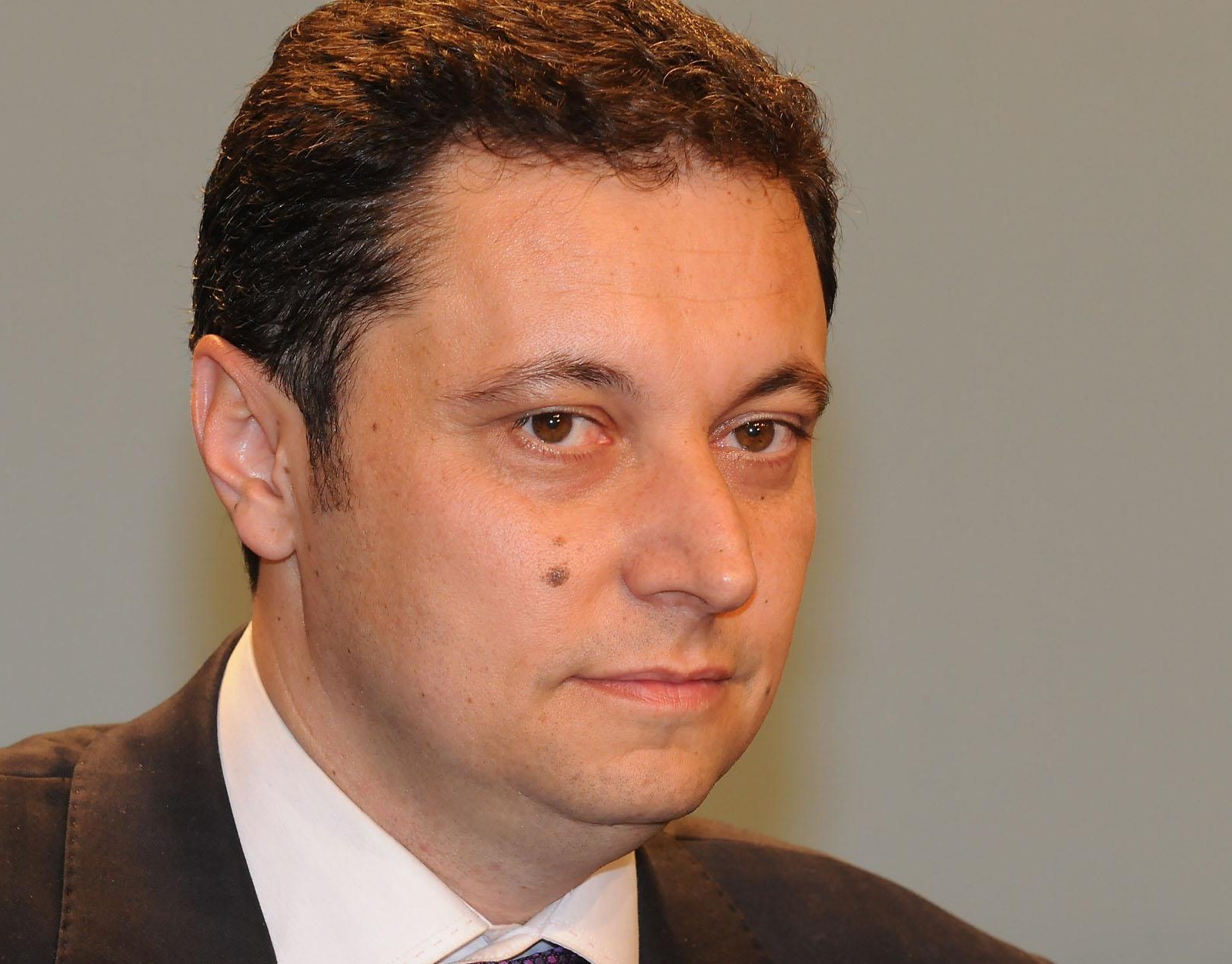 Яне Янев: Пращаме на съд трима министри