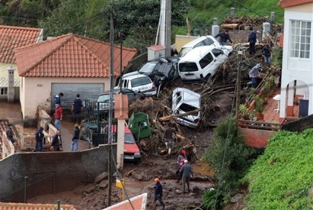 Расте броят на жертвите на остров Мадейра