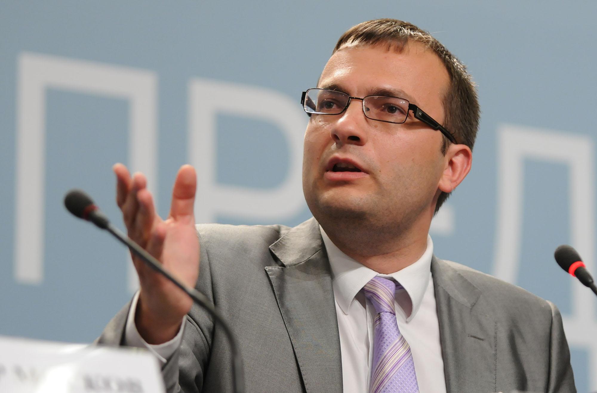 Мартин Димитров: Президентът няма право да вади икономическите досиета на прехода
