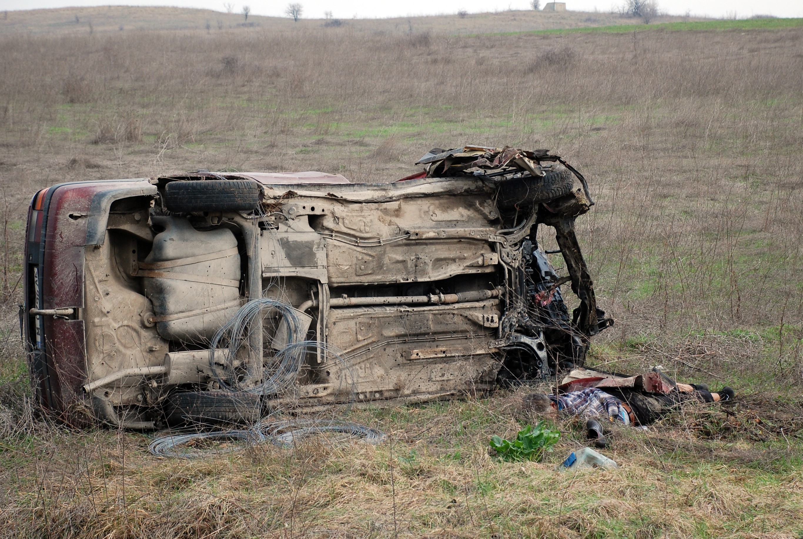 Тежка катастрофа край Свиленград остави два трупа на пътя 