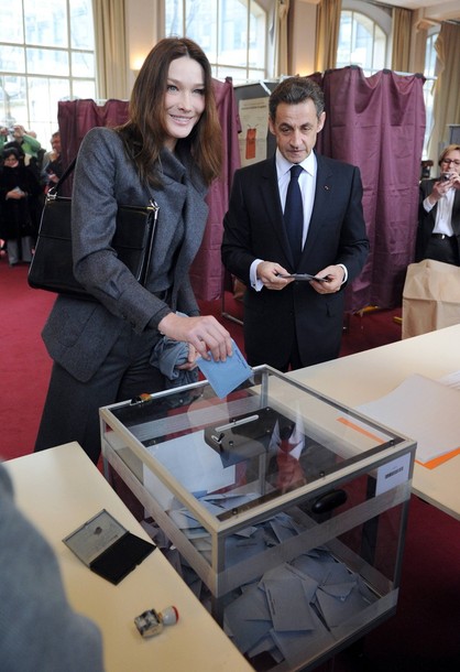 Саркози губи на местните избори във Франция