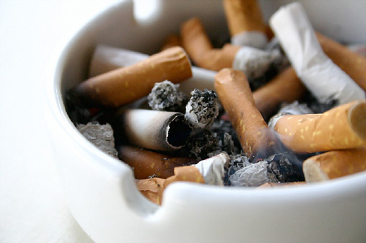 3% отказват цигарите, след като се забрани пушенето на закрито 