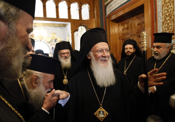 Гръцката православна църква на протест