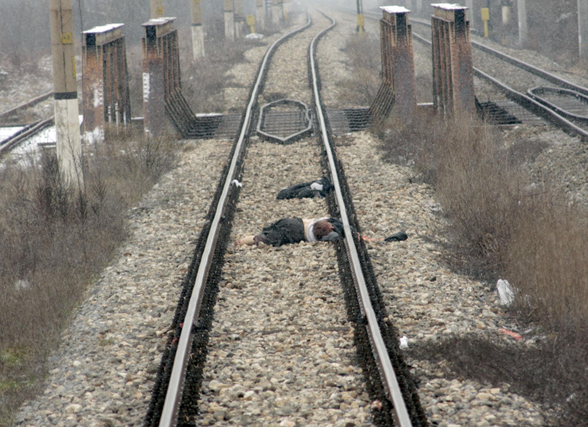 Влак прегази пенсионер, разследват самоубийство 