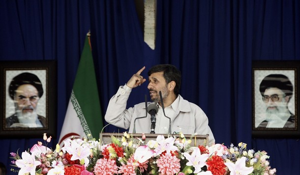 Ахмадинеджад към Израел: Ще предизвикате голям гняв, който ще ви изкорени