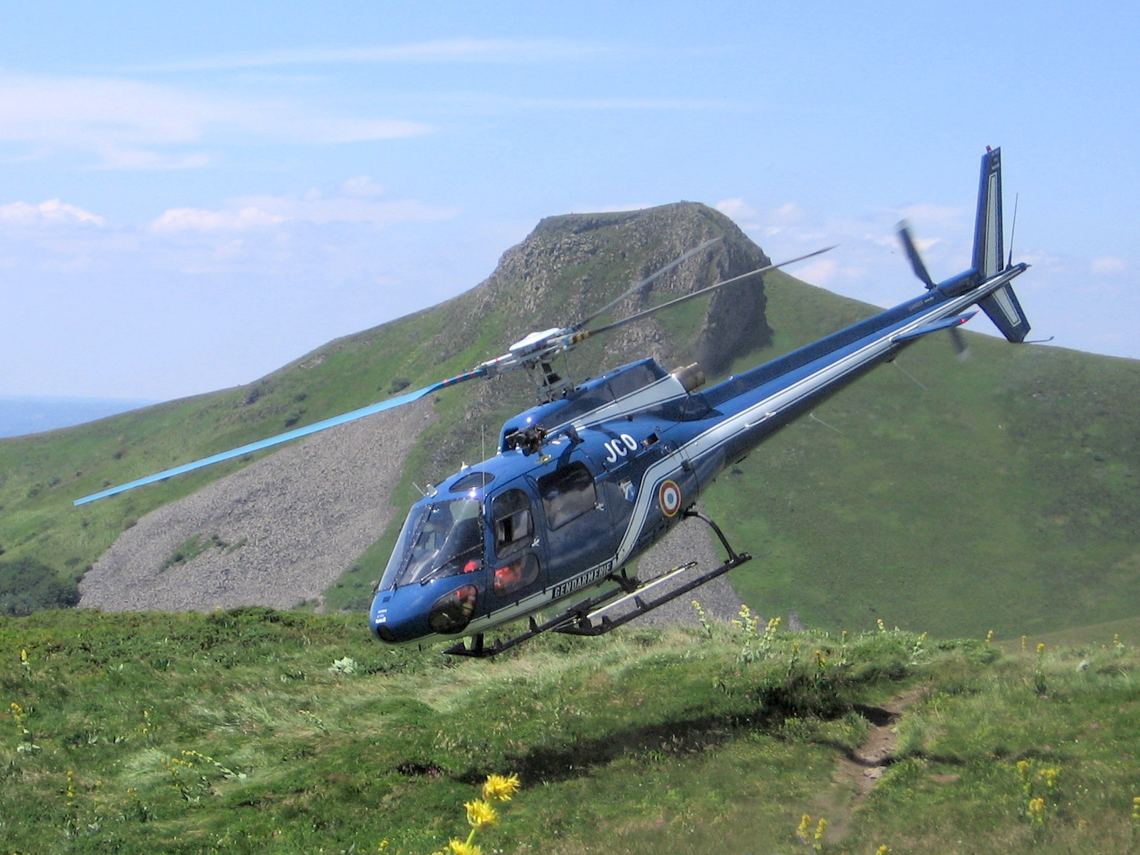 Хеликоптер ще лети с гориво от водорасли