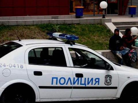 Къркан руснак нападна полицай 