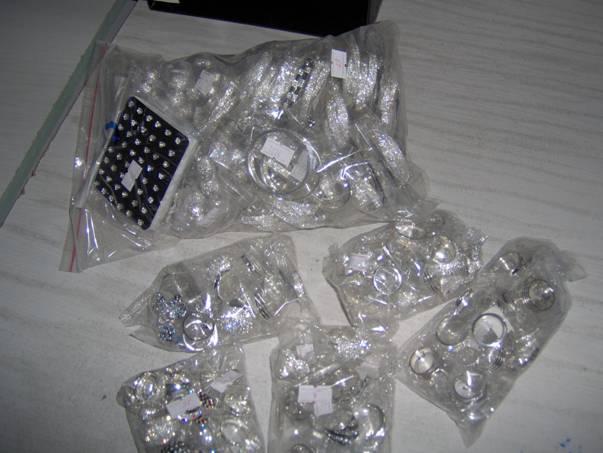5 килограма контрабандни сребърни накити спипаха  митничари