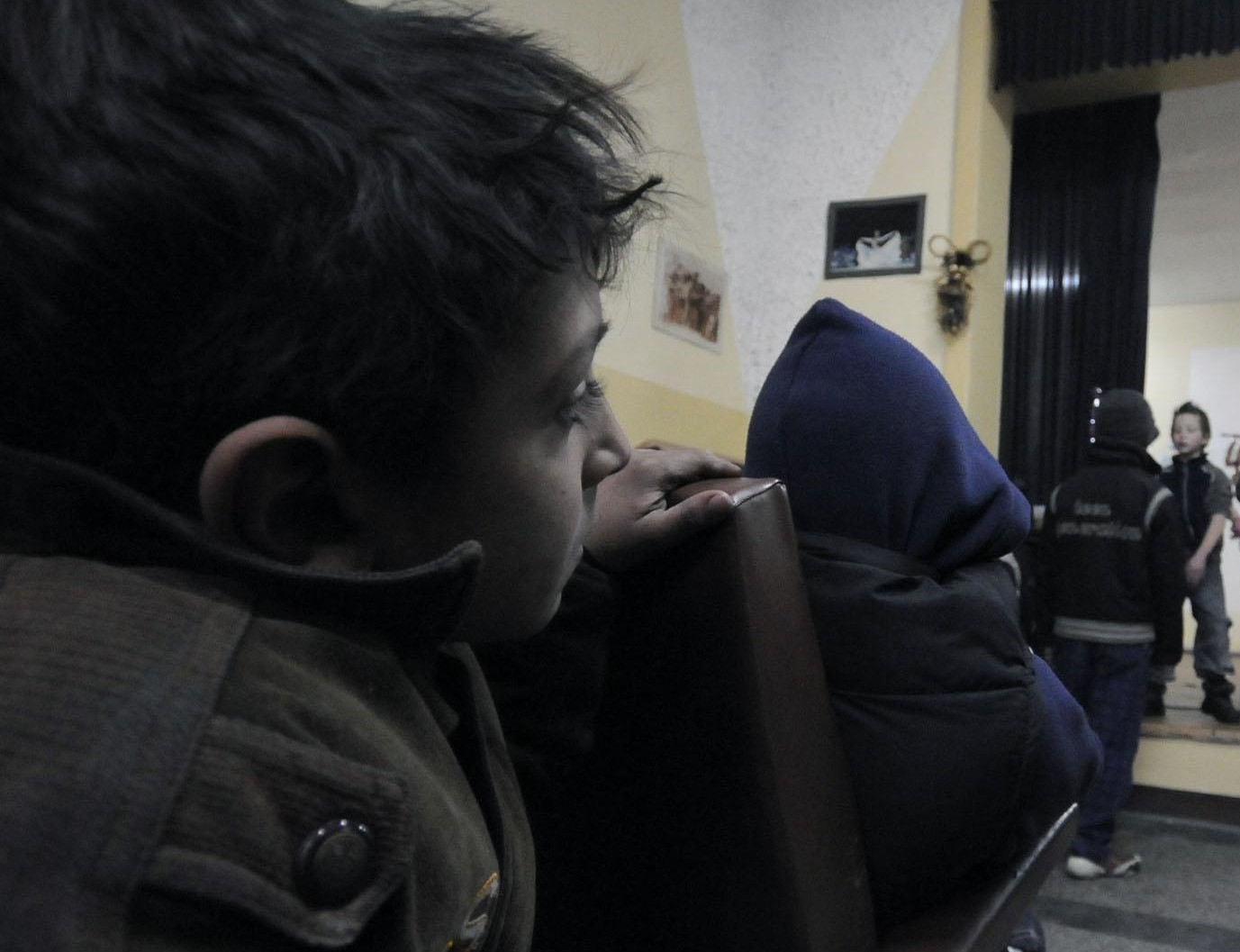 ЕВРОРОМА: Децата да не ходят на училище заради уволнена служителка 
