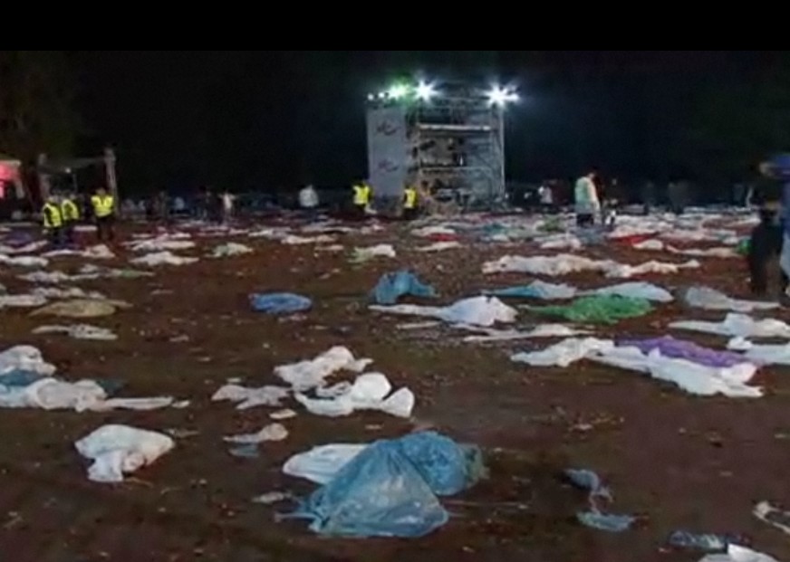 След шоуто на Енрике: Купища боклук и адски задръствания