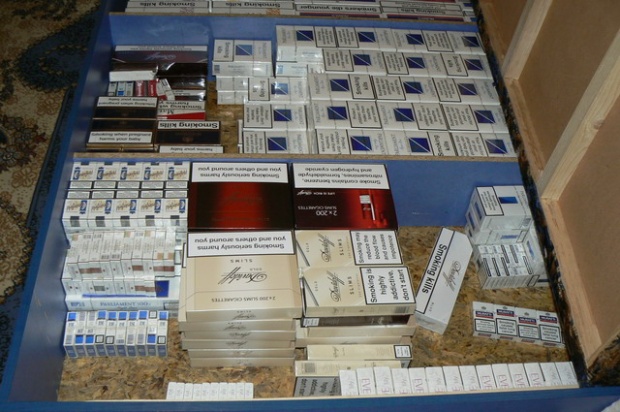 Задържаха 60 мастербокса контрабандни цигари