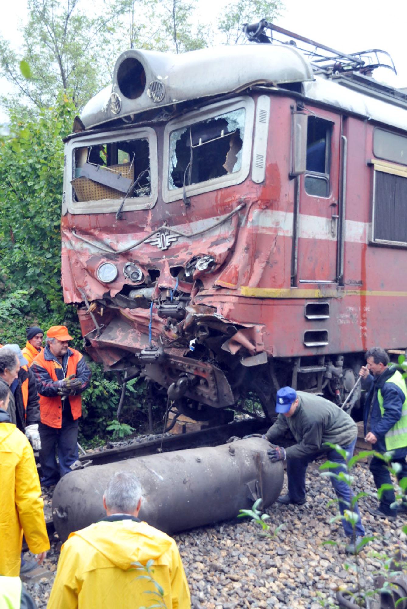 Ръководители движение виновни за влаковата катастрофа

