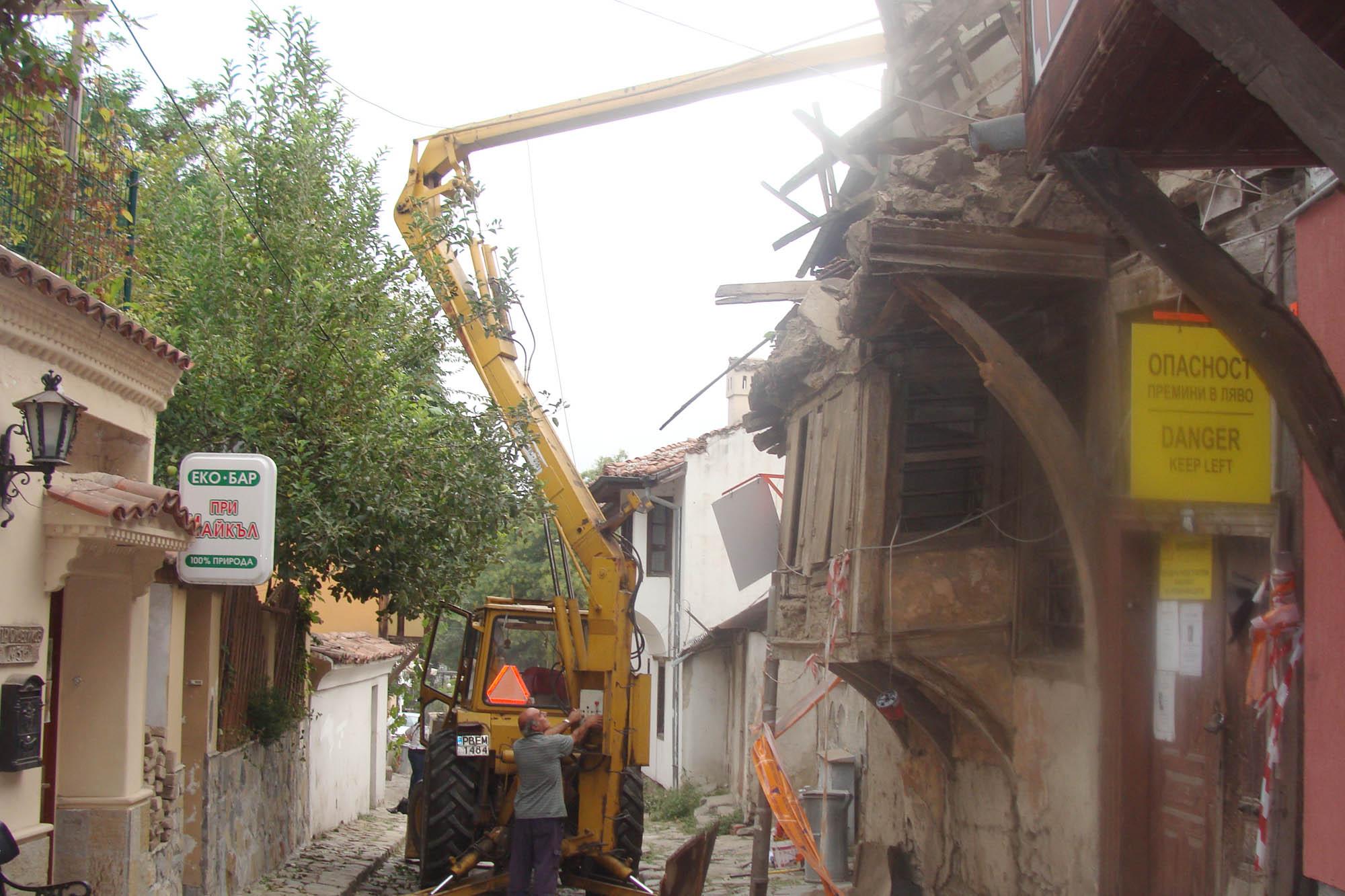 80 сгради в Стария Пловдив пред срутване