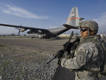 Талибани щурмували летище и база на НАТО в Афганистан