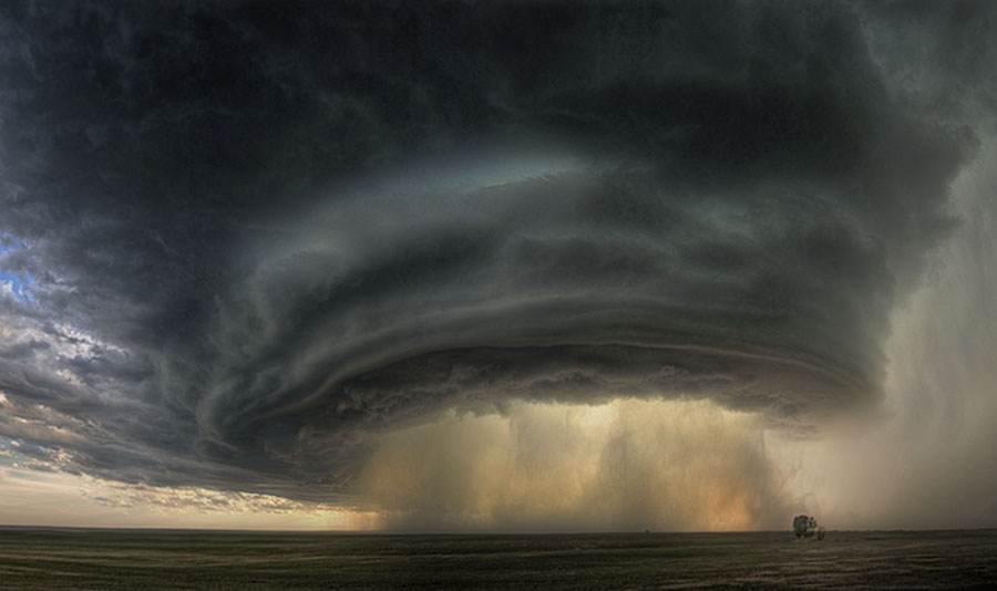 Шквал или торнадо: Коя природна стихия е възможно да видим у нас?