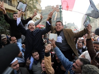 Египетските власти и опозицията се споразумяха за конституционни реформи
