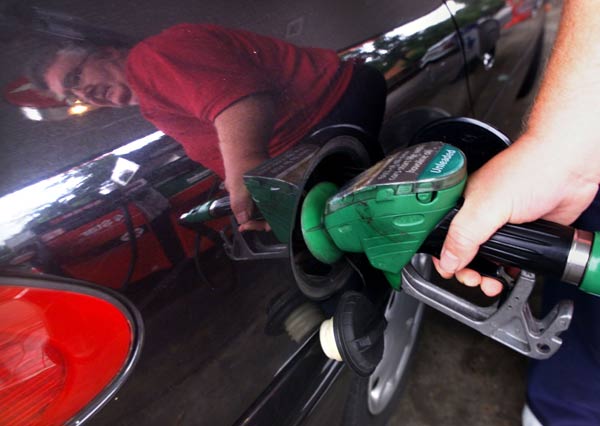 Рекордьори сме по цени на бензина и дизела