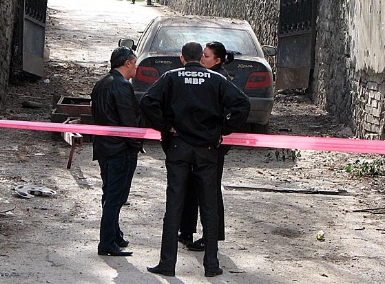 Бомба взриви движеща се кола в Пловдив