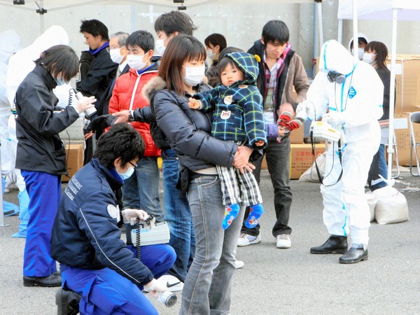 Пожар в четвърти реактор на АЕЦ „Фукушима 1” и евакуация 