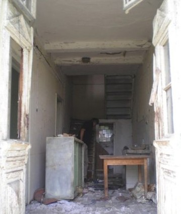 Изгоря родният дом на дисидента Илия Минев