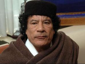 Кадафи си направил пластична операция