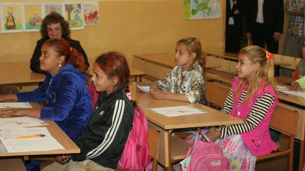 Берлинското кметство отдели пари за българските и румънските деца