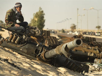 НАТО отчете действията си в Либия за събота и неделя
