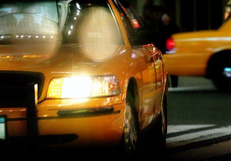 Катаджии се маскират като таксиджии
