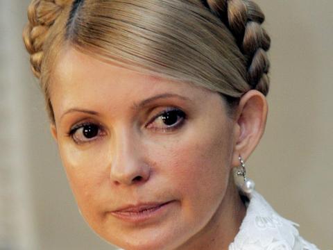 Тимошенко с белезници в съда