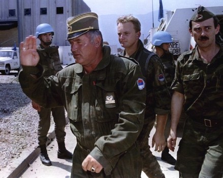 Екстрадираха Младич в Хага