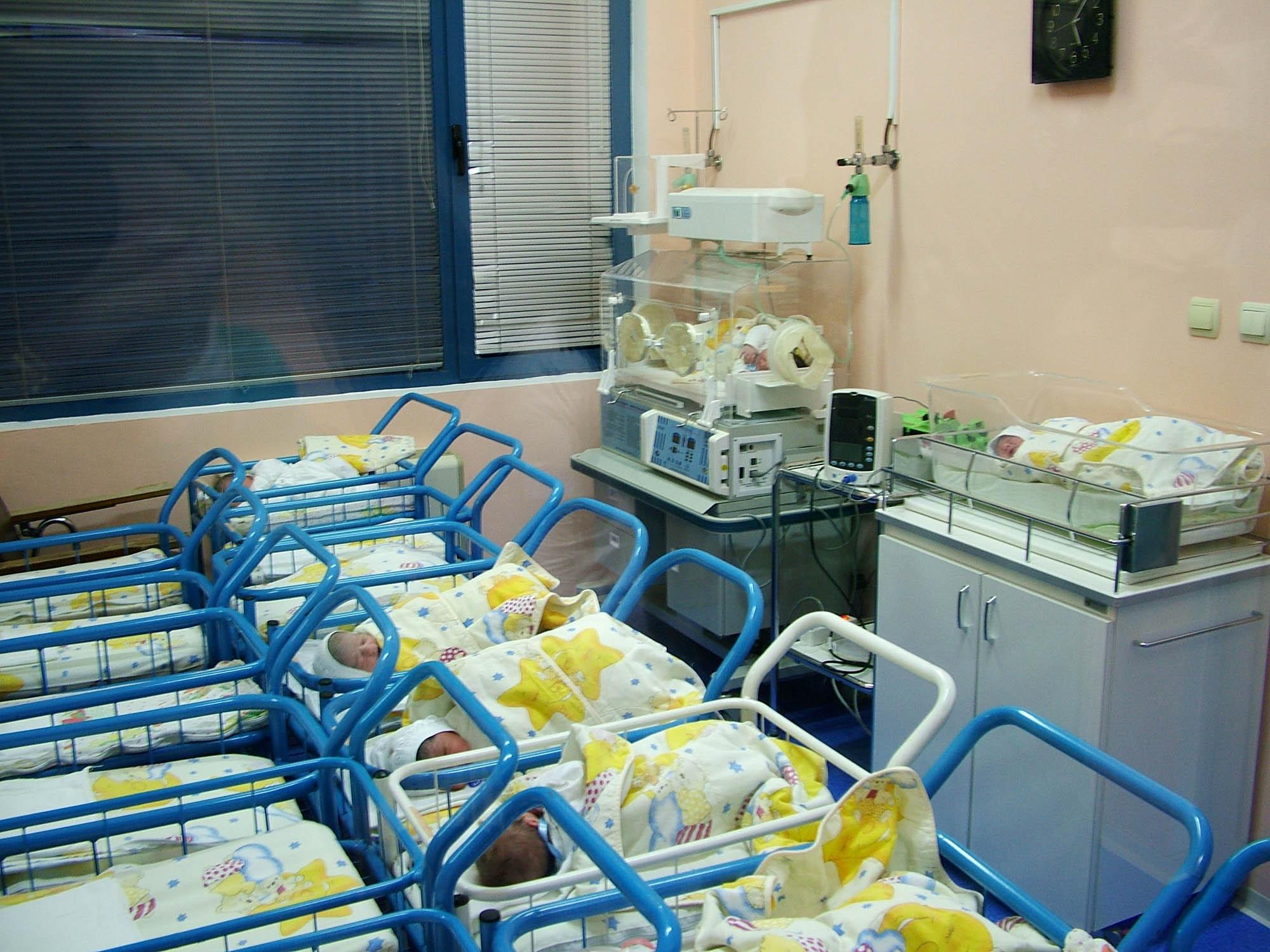 Разследват смъртта на бебета в Пазарджик