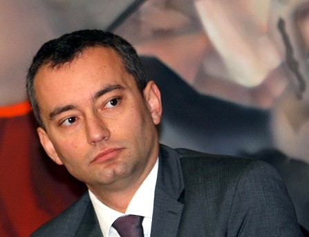 Посланици ченгета не се подчиниха на министър Младенов