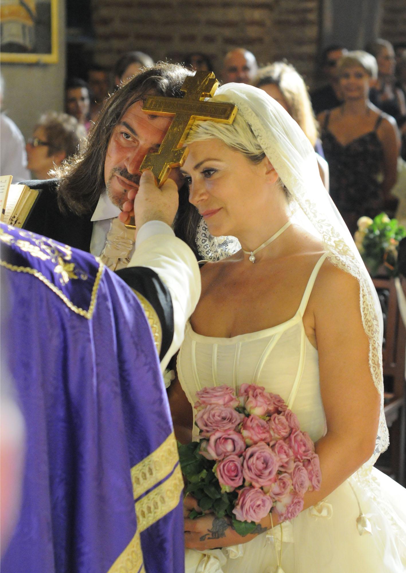 Магърдич и Кремена сключиха църковен брак
