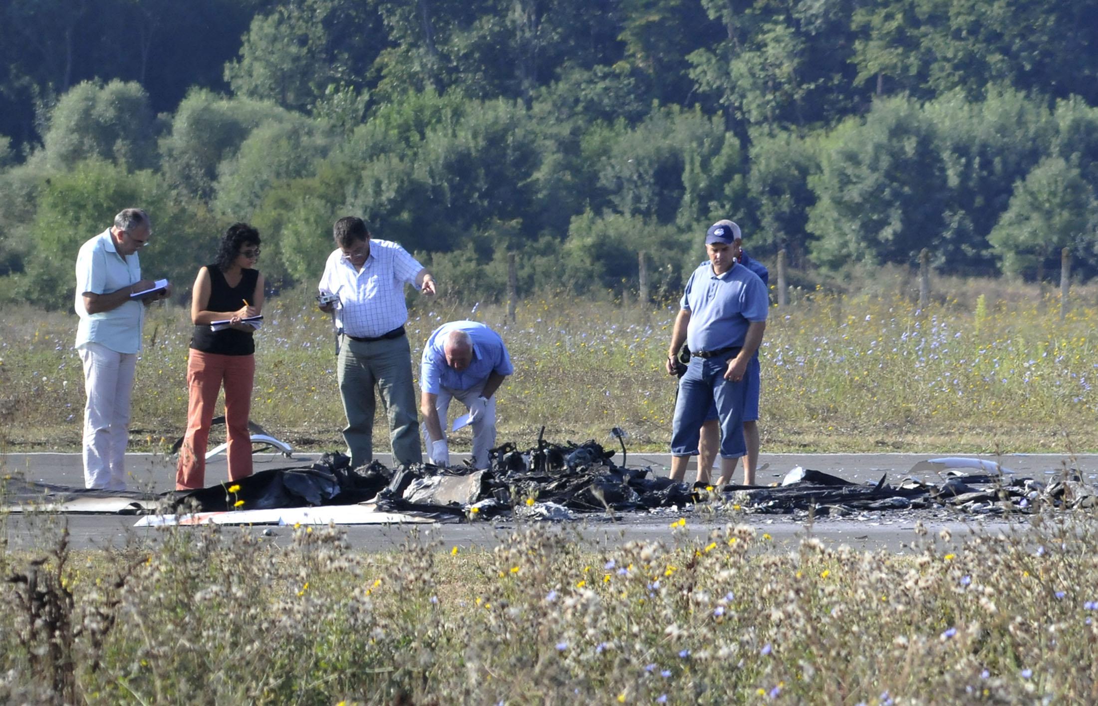 Прокоба тегне над семейството на загиналия в самолета