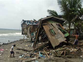 Тайфун отнесе жена на 900 км от дома й (СНИМКИ)