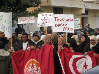 Президентът на Тунис взриви страната със скандално предложение