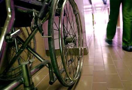 ТЕЛК за работна инвалидност преминава към НОИ до средата на 2012 г.