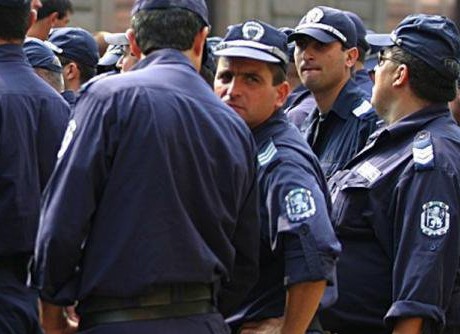 Полицейският синдикат не изключва протести