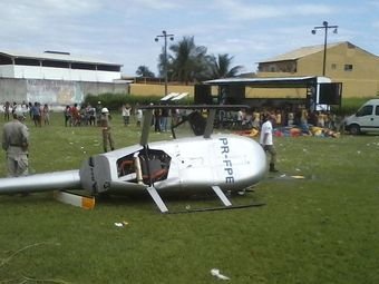 Бразилски Дядо Коледа катастрофира с вертолет