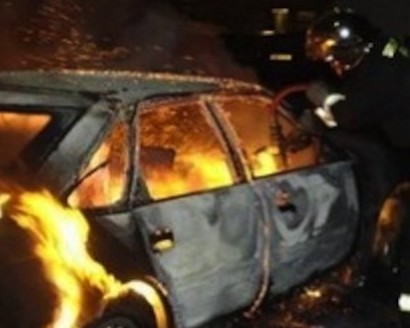 Запалиха кола в Бургас 