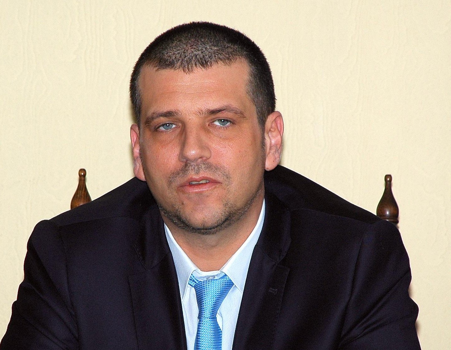 Калин Георгиев остава на поста си