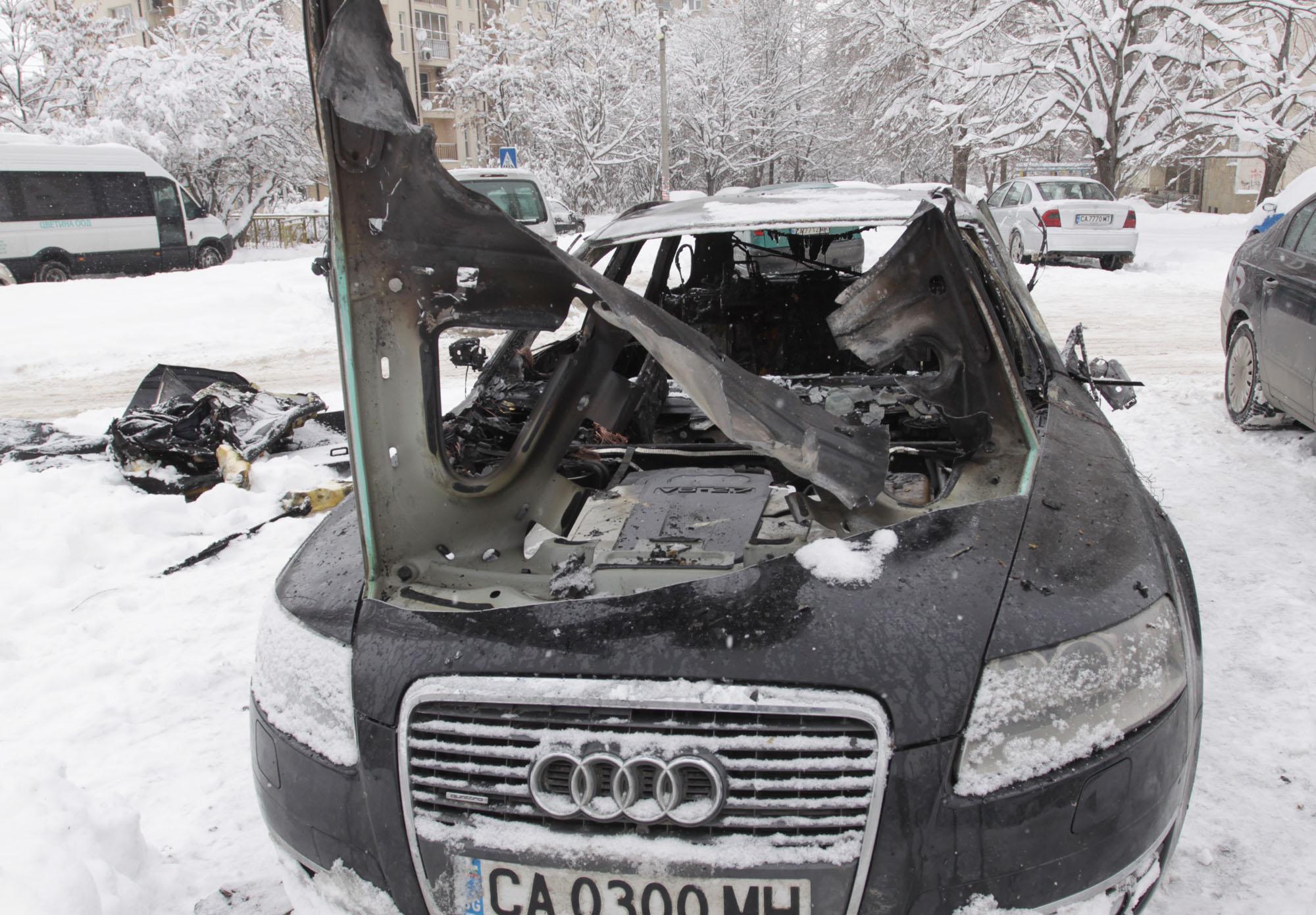 Пак горя кола в София 